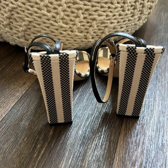 Sergio Rossi Stripped Heels - Picture 5 of 7